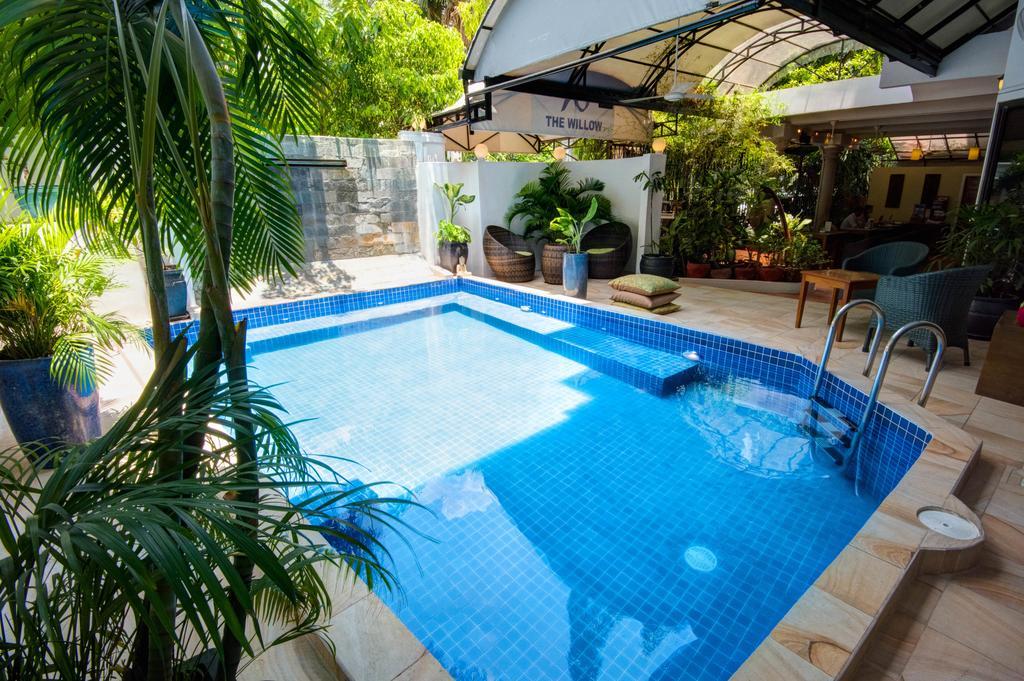 The Willow Boutique Hotel Phnom Penh Esterno foto