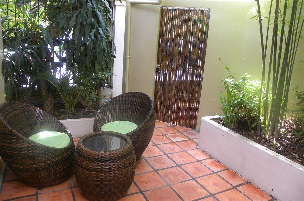 The Willow Boutique Hotel Phnom Penh Esterno foto