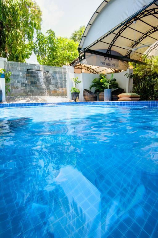 The Willow Boutique Hotel Phnom Penh Esterno foto