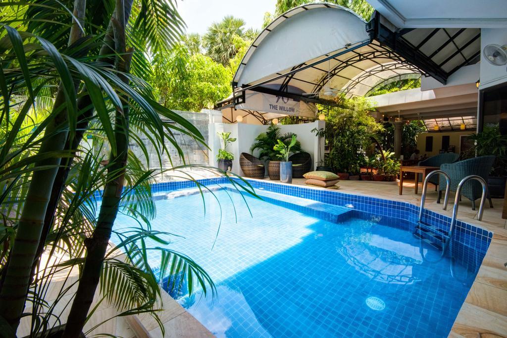 The Willow Boutique Hotel Phnom Penh Esterno foto