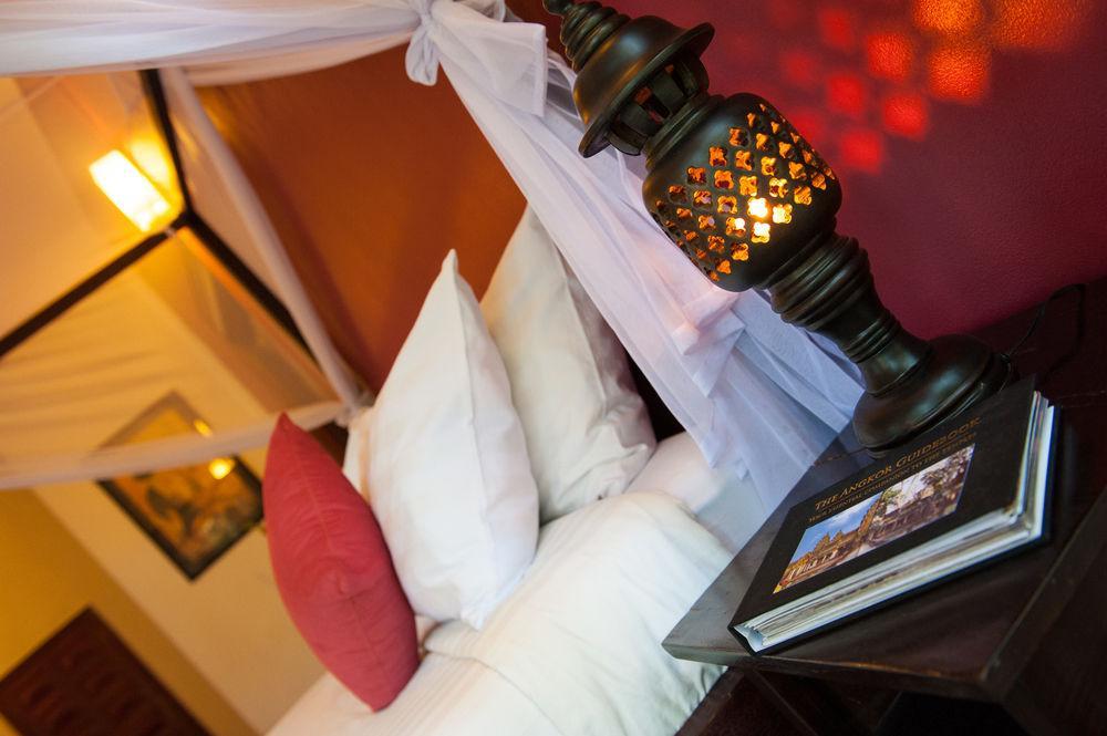 The Willow Boutique Hotel Phnom Penh Esterno foto