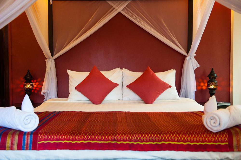 The Willow Boutique Hotel Phnom Penh Esterno foto
